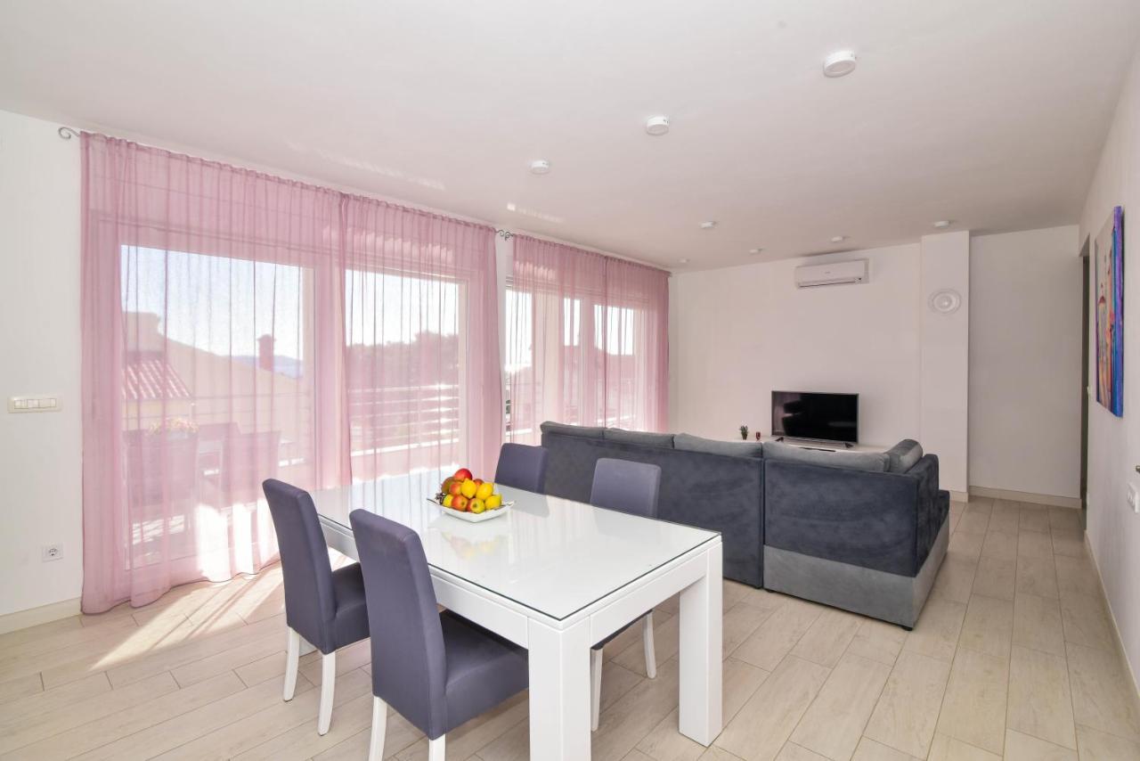 Apartment Deluxe Villa Carlotta Задар Экстерьер фото